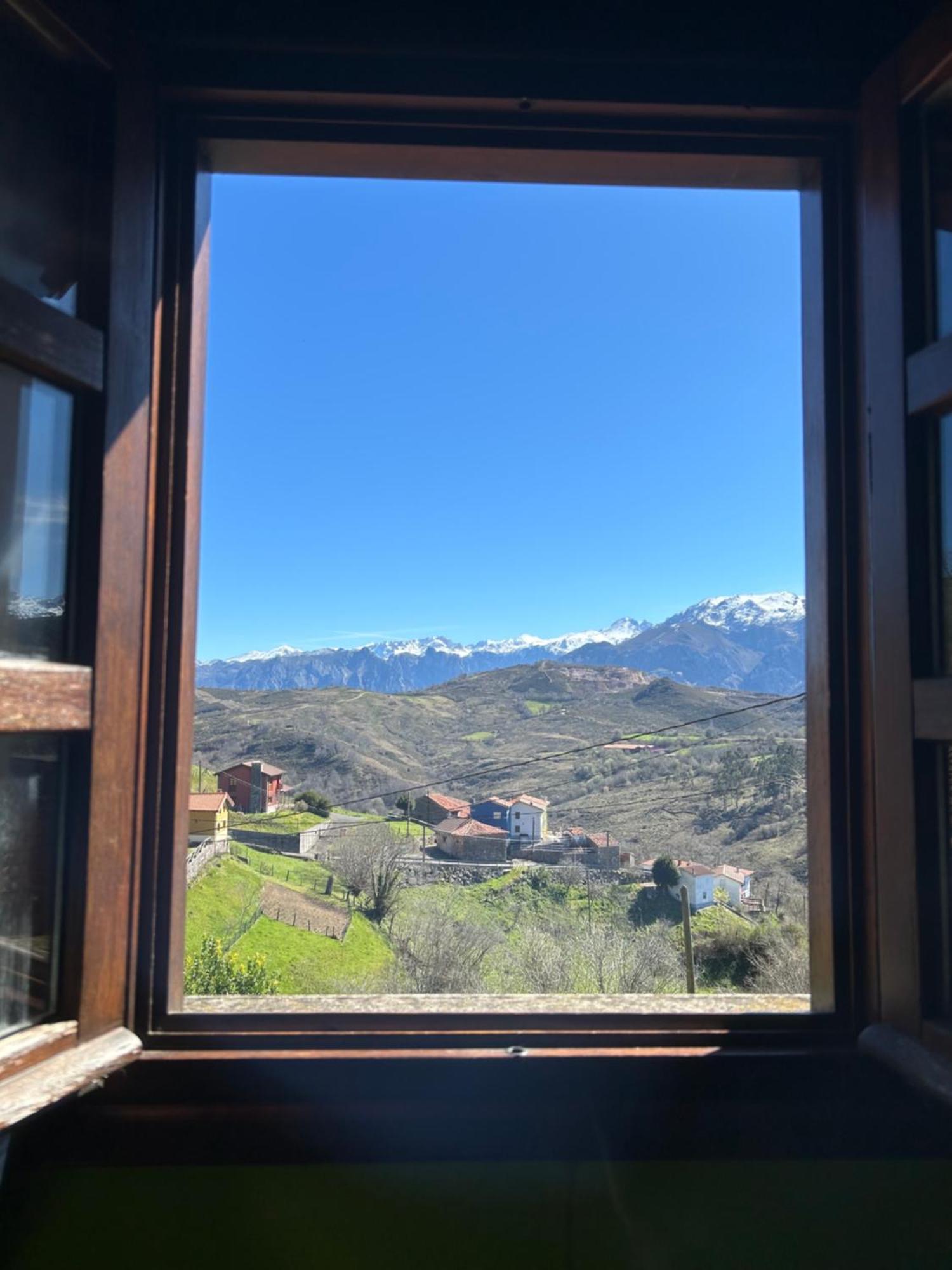 カレニャ・デ・カブラレス Casa De Aldea El Toralヴィラ エクステリア 写真